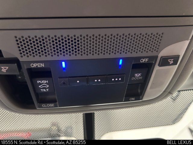 Used 2017 Acura TLX FWD image 22