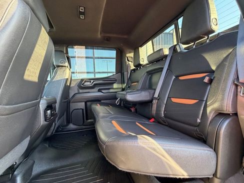 Used 2024 GMC Sierra 1500 AT4 w/ Technology Package AWD/4WD image 21