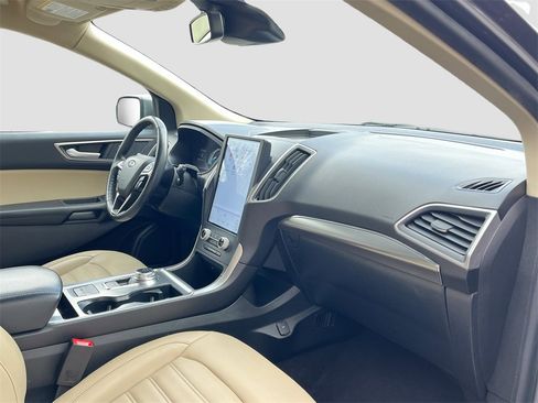Used 2022 Ford Edge SEL image 33