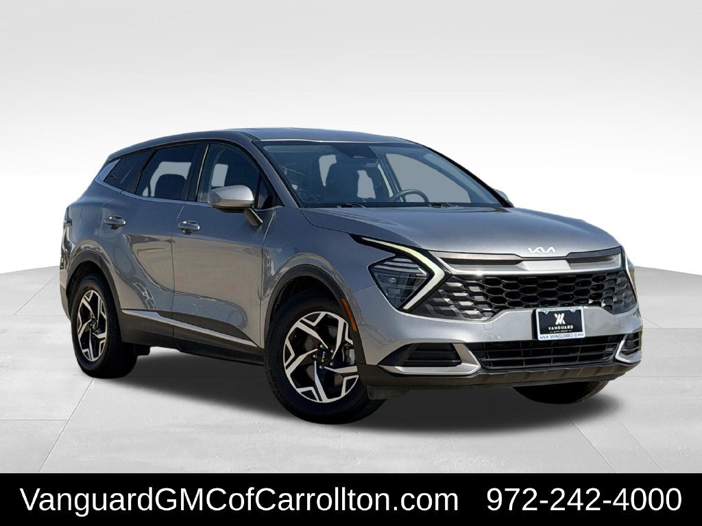 Used 2024 Kia Sportage LX FWD image 2