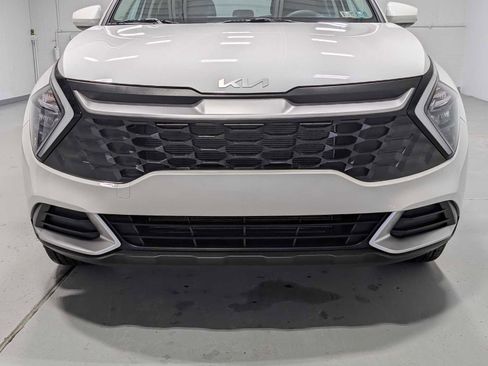 Certified 2023 Kia Sportage LX image 2