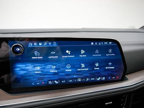 New 2026 Chevrolet Suburban High Country AWD/4WD image 31