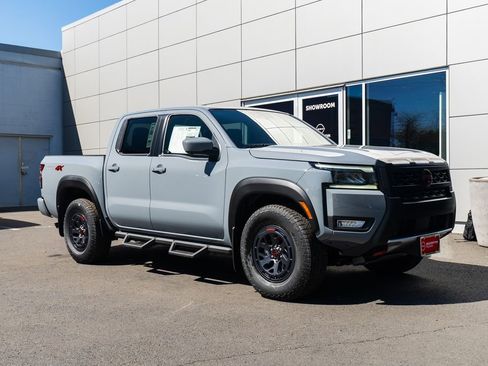 New 2026 Nissan Frontier PRO-4X AWD/4WD image 30