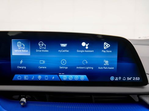 New 2026 Cadillac Optiq Luxury 1 image 26