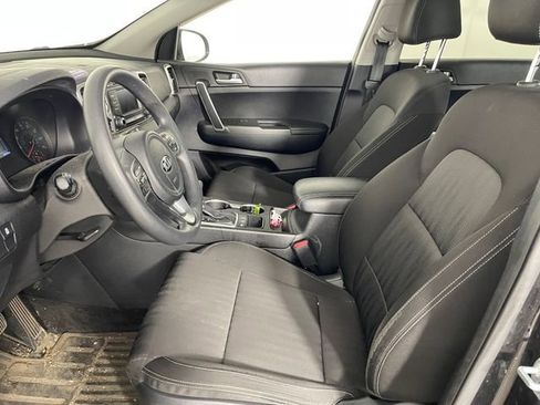 Used 2017 Kia Sportage LX AWD/4WD image 2