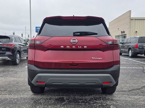 Used 2023 Nissan Rogue SV AWD/4WD image 5