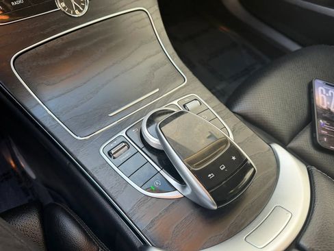Used 2016 Mercedes-Benz C 300 Sedan image 11