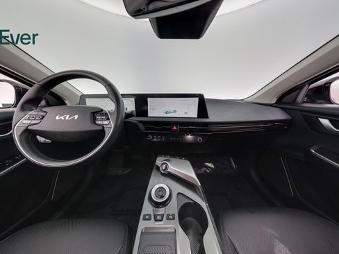 Used 2024 Kia EV6 Wind RWD image 25