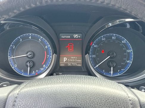 Used 2015 Toyota Corolla S FWD image 21