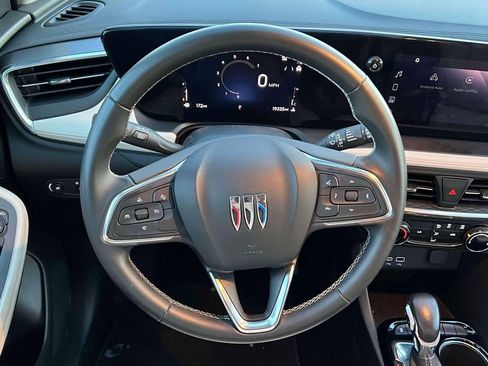 Used 2024 Buick Encore GX Preferred AWD/4WD image 11