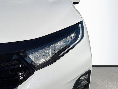 New 2026 Honda Odyssey Touring image 11