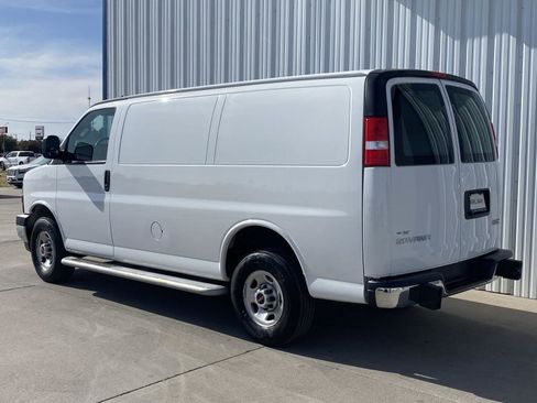 Used 2024 GMC Savana 2500 w/ Driver Convenience Package RWD image 7
