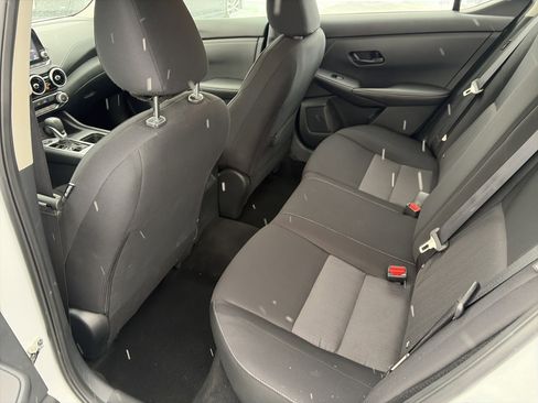 Used 2024 Nissan Sentra SV image 12