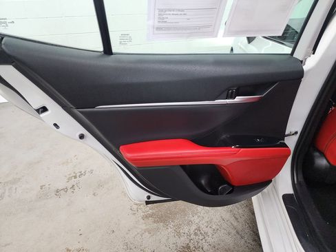 Used 2020 Toyota Camry XSE image 24