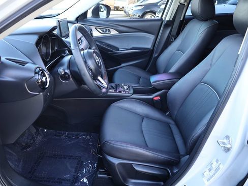 Used 2019 MAZDA CX-3 Touring w/ Preferred Equipment Package FWD image 11