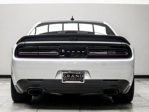 Used 2023 Dodge Challenger SRT Hellcat image 11