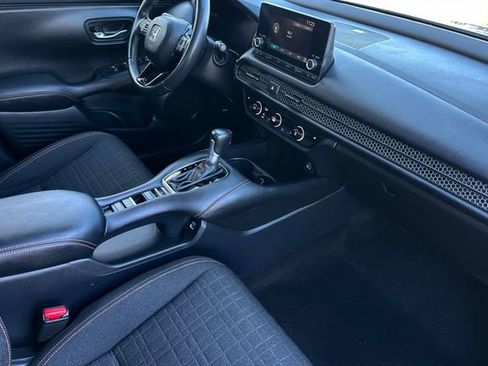 Certified 2023 Honda HR-V Sport image 18