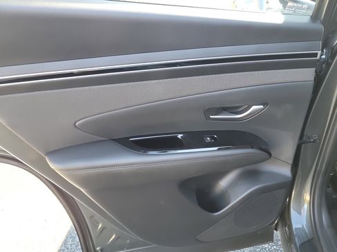 Used 2023 Hyundai Tucson SEL image 12