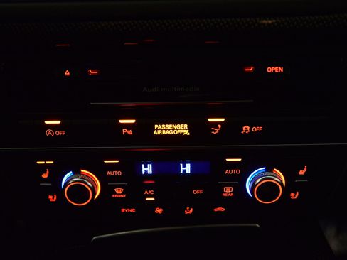 Used 2017 Audi S7 Premium Plus w/ S7 Sport Package image 13