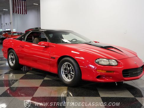 Used 2001 Chevrolet Camaro Z28 RWD image 17