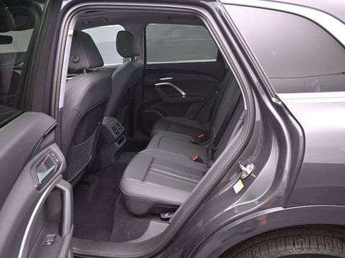 Used 2025 Audi Q5 Premium w/ Convenience Package AWD/4WD image 29