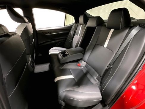 Used 2026 Toyota Camry SE w/ Convenience Package FWD image 27
