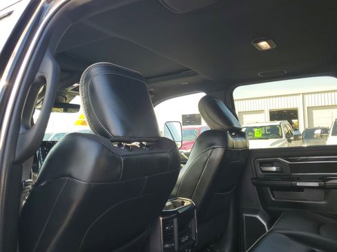 Used 2019 RAM 2500 Laramie image 14