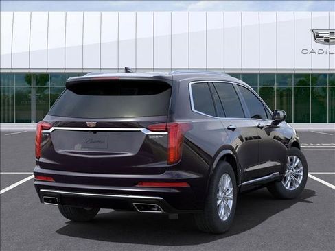 New 2025 Cadillac XT6 Luxury image 4