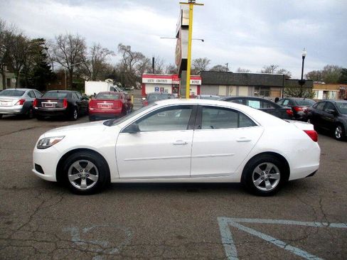 Used 2013 Chevrolet Malibu LS w/ Protection Package image 4