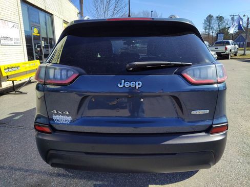 Used 2019 Jeep Cherokee Latitude Plus w/ Cold Weather Group image 7