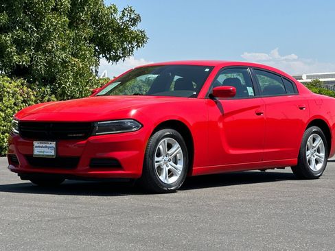 Certified 2022 Dodge Charger SXT image 8
