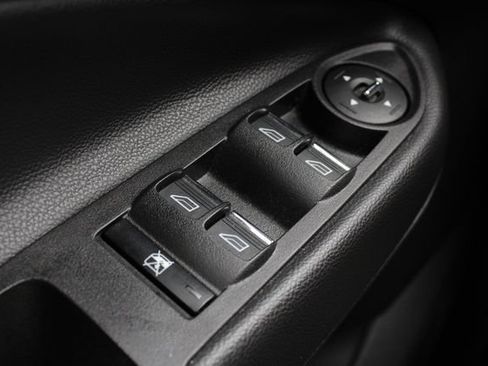 Used 2015 Ford Escape Titanium w/ Equipment Group 301A AWD/4WD image 9
