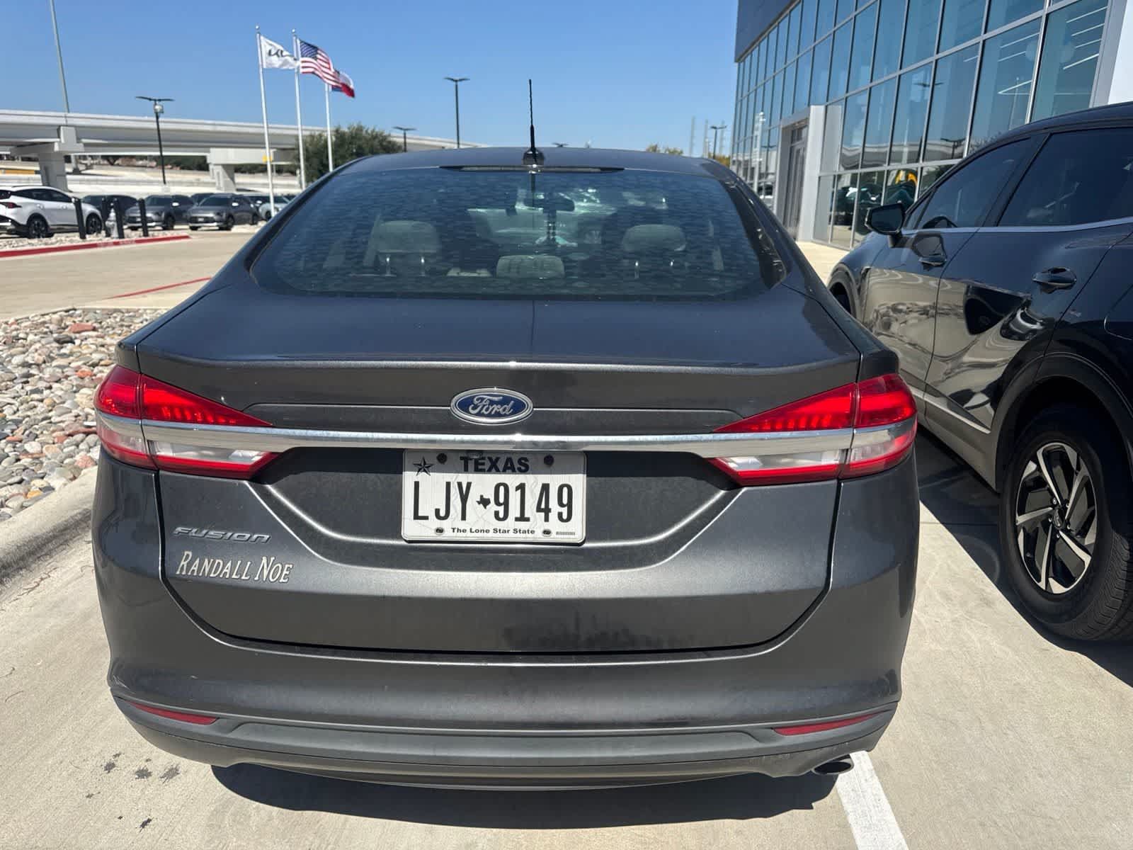 Used 2017 Ford Fusion S FWD image 4