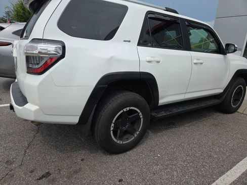 Used 2024 Toyota 4Runner SR5 Premium AWD/4WD image 3