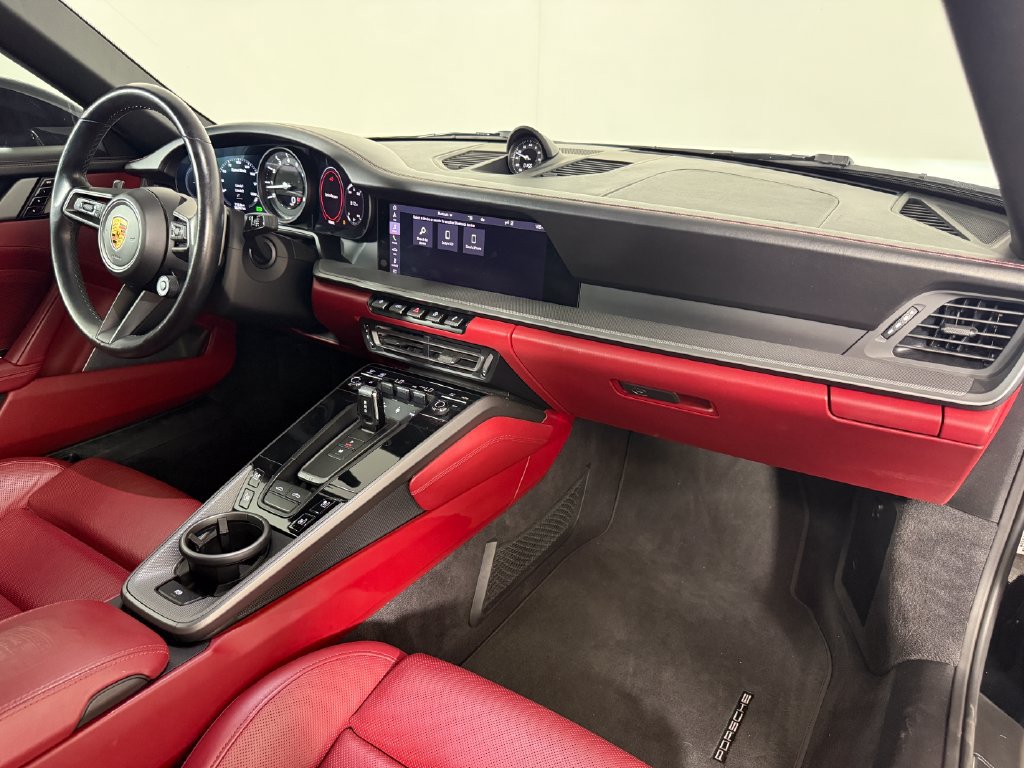 Used 2021 Porsche 911 AWD/4WD image 28