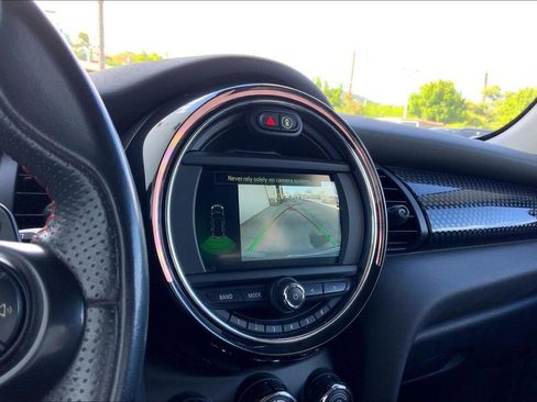 Used 2021 MINI Cooper S FWD image 18