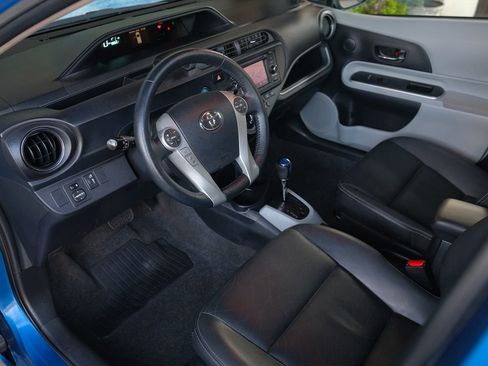 Used 2014 Toyota Prius C Four image 13