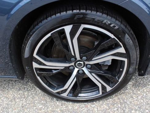 Certified 2024 Volvo S60 B5 Plus w/ Climate Package AWD/4WD image 12