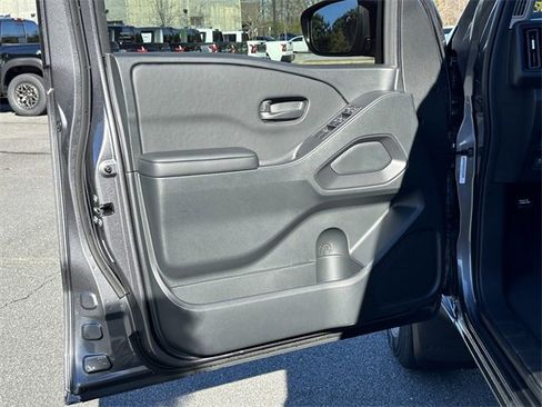 New 2026 Nissan Frontier S image 11