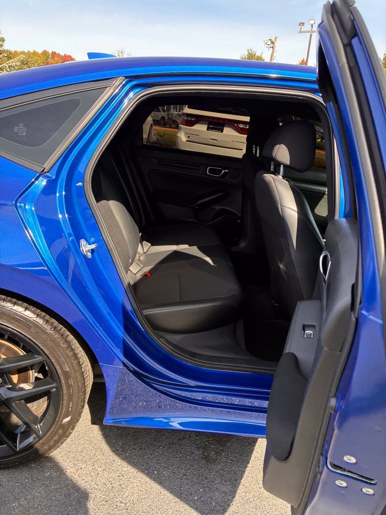Used 2023 Honda Civic Sport image 19