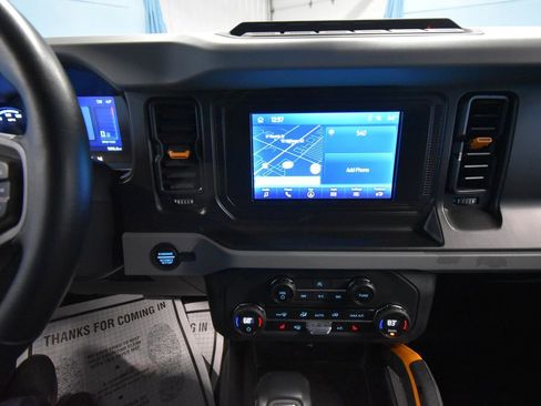 Used 2023 Ford Bronco Badlands w/ Sasquatch Package image 17