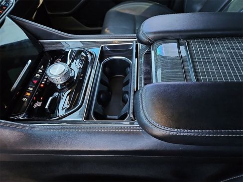 Used 2022 Jeep Wagoneer Series III image 25