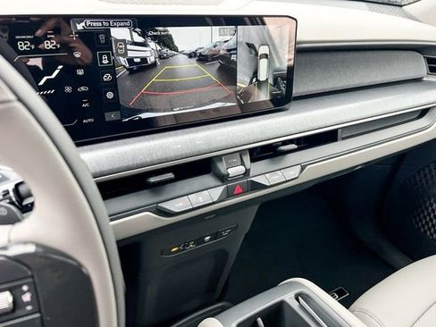 New 2026 Kia EV9 Wind image 24