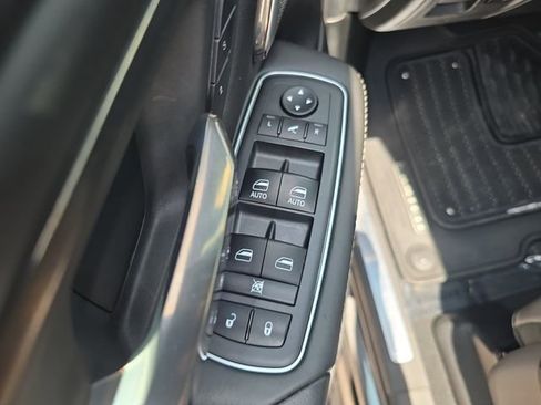 Used 2019 RAM 1500 Limited RWD image 14