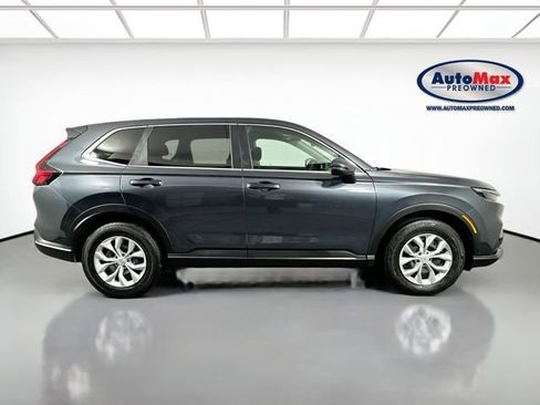 Used 2025 Honda CR-V LX image 9
