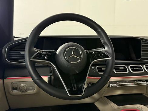 Used 2026 Mercedes-Benz GLE 580 4MATIC image 24