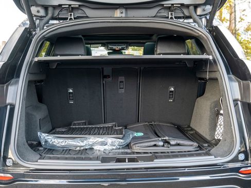 Certified 2024 Land Rover Range Rover Evoque S image 39