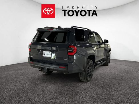 New 2026 Toyota 4Runner SR5 image 6