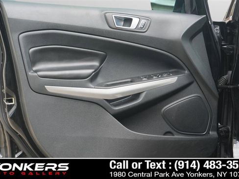 Used 2021 Ford EcoSport Titanium image 26