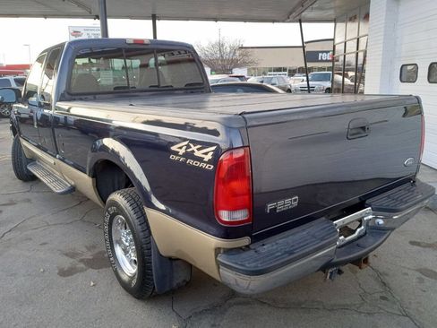 Used 2000 Ford F250 Lariat image 4